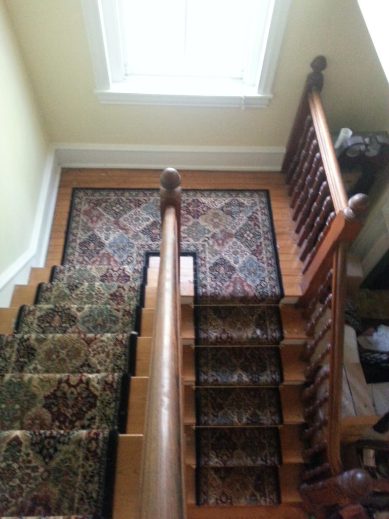 Ancient Garden 57008-3233 Multi 2'7" Wide Hall and Stair Runner